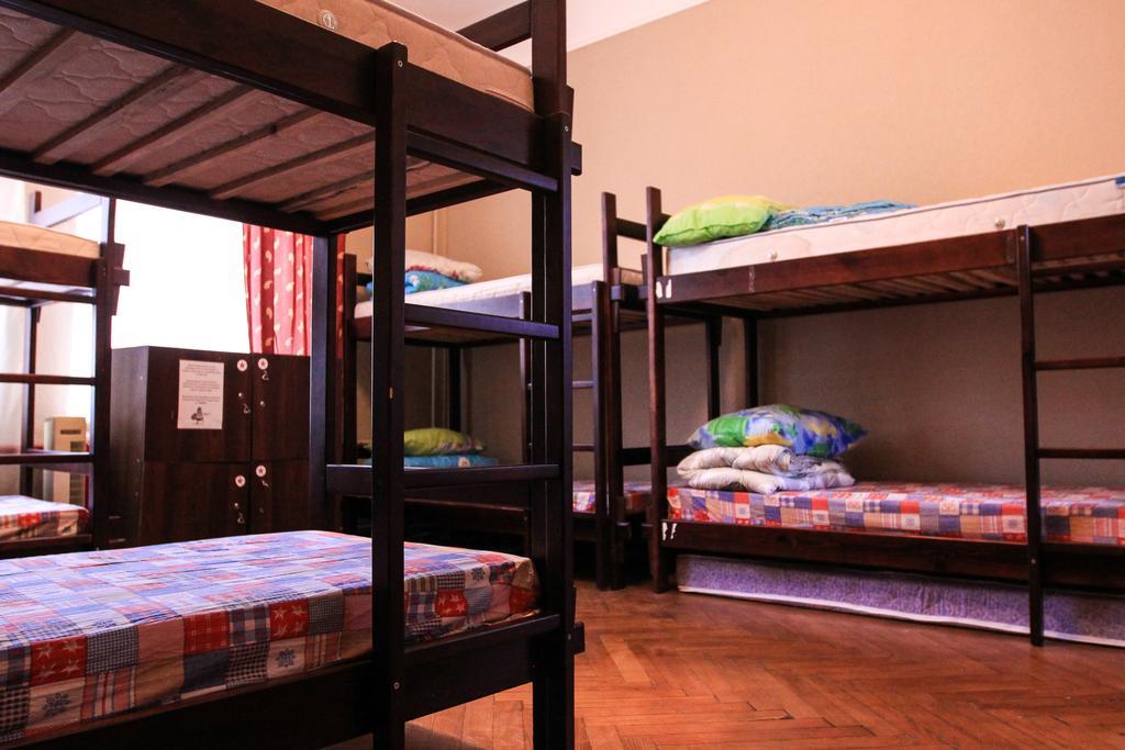 Hollywood Home Hostel Leópolis Habitación foto